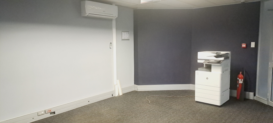 To Let commercial Property for Rent in Bo Oakdale Western Cape